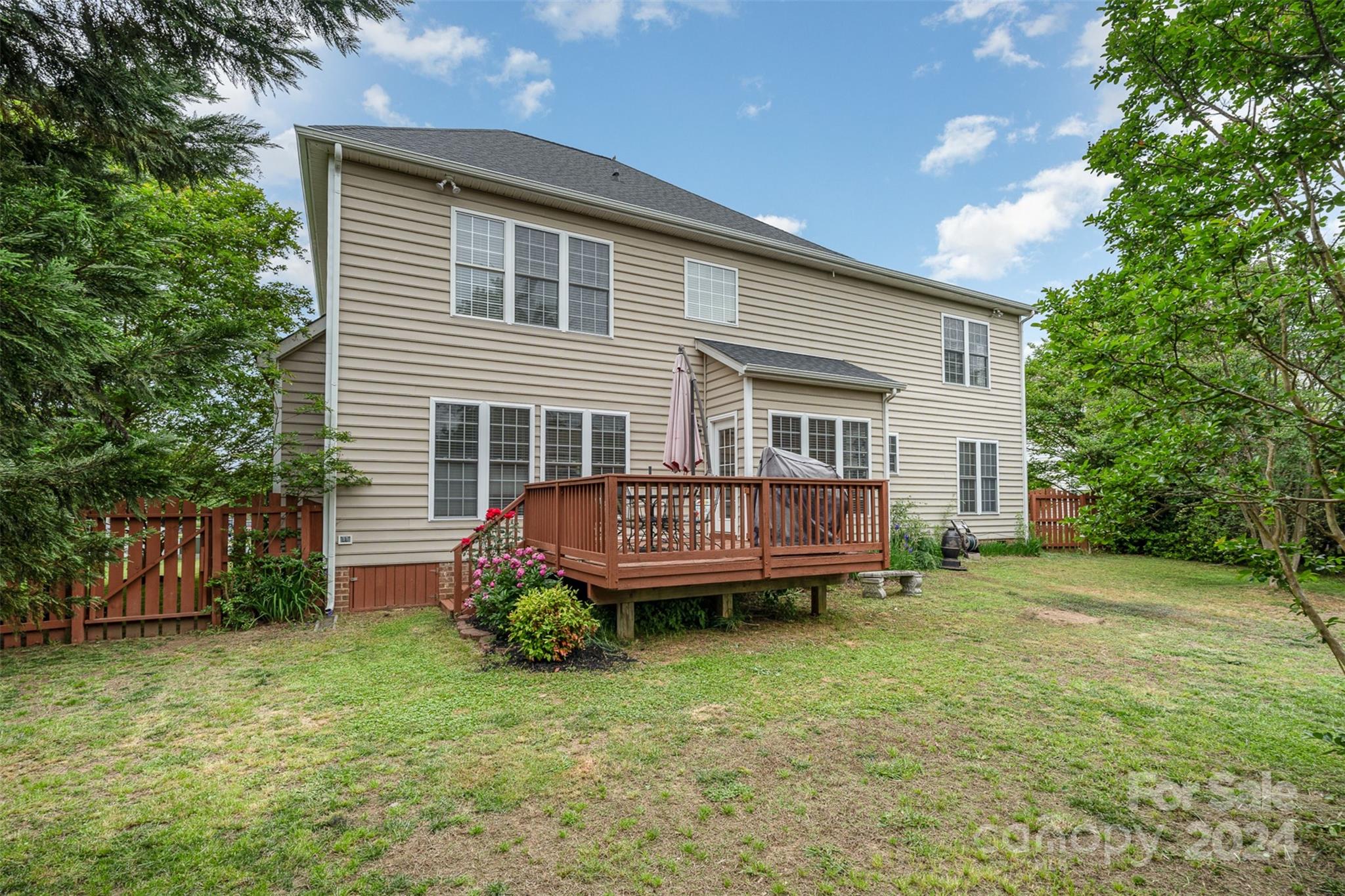 Autumn Cove At Lake Wylie - Residential