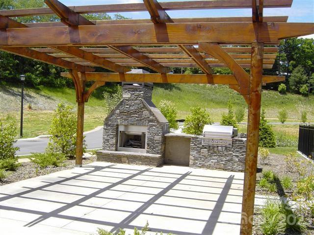 Pinebrook Farms - Residential