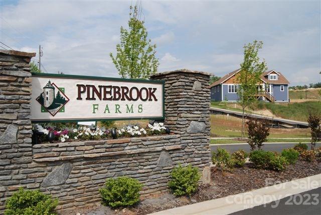 Pinebrook Farms - Residential