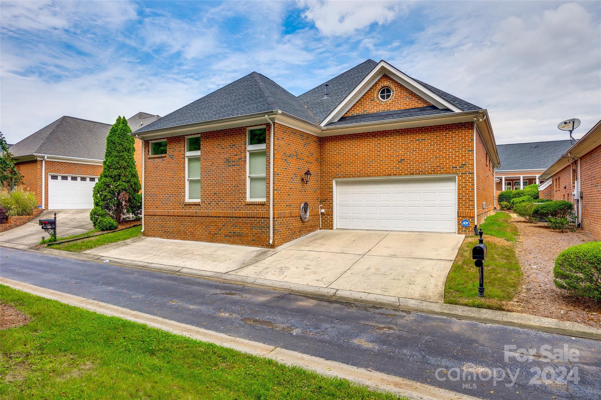 Laurel Creek - Residential