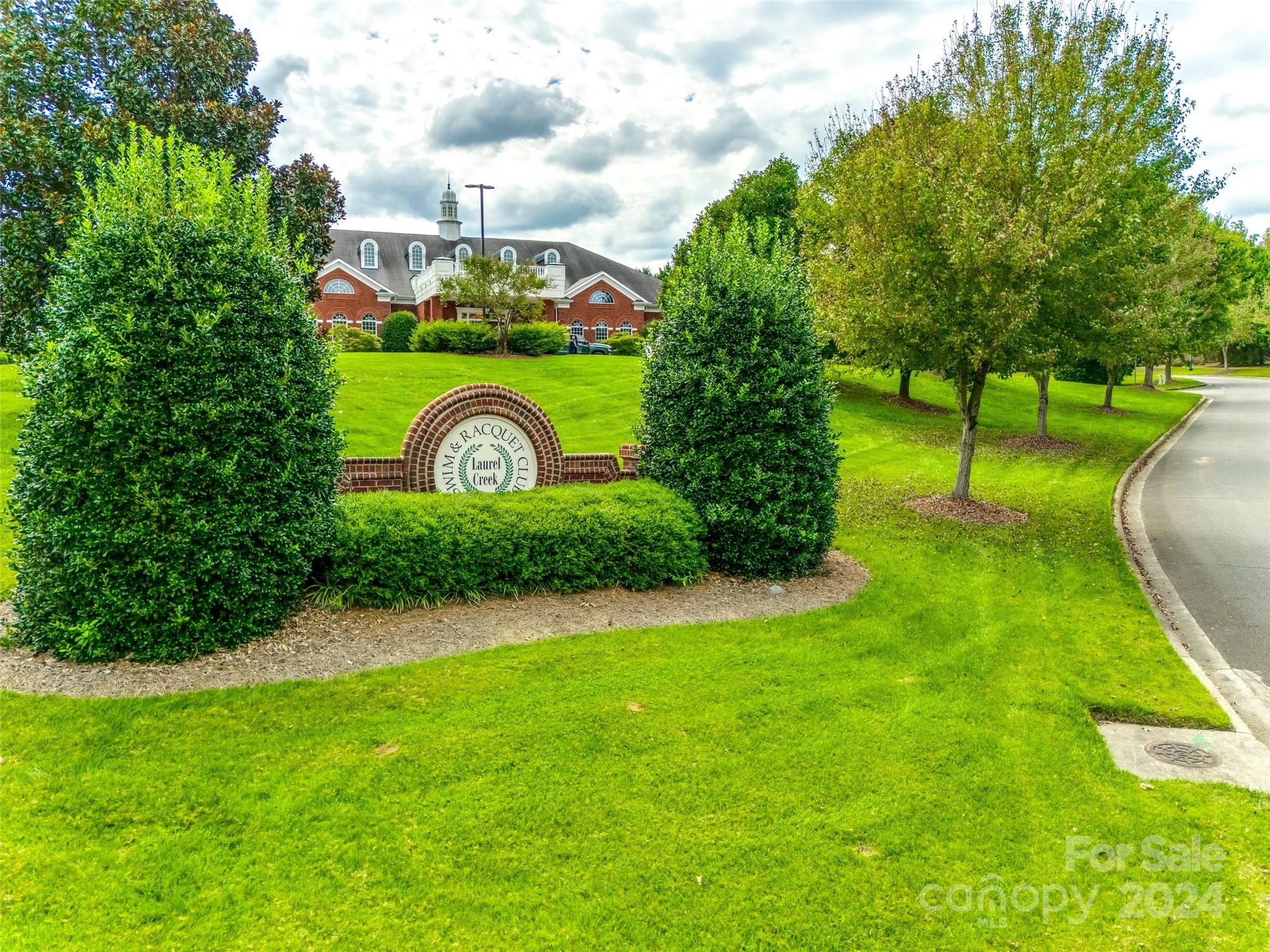 Laurel Creek - Residential