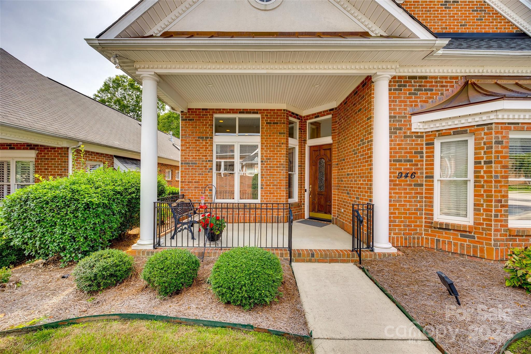 Laurel Creek - Residential