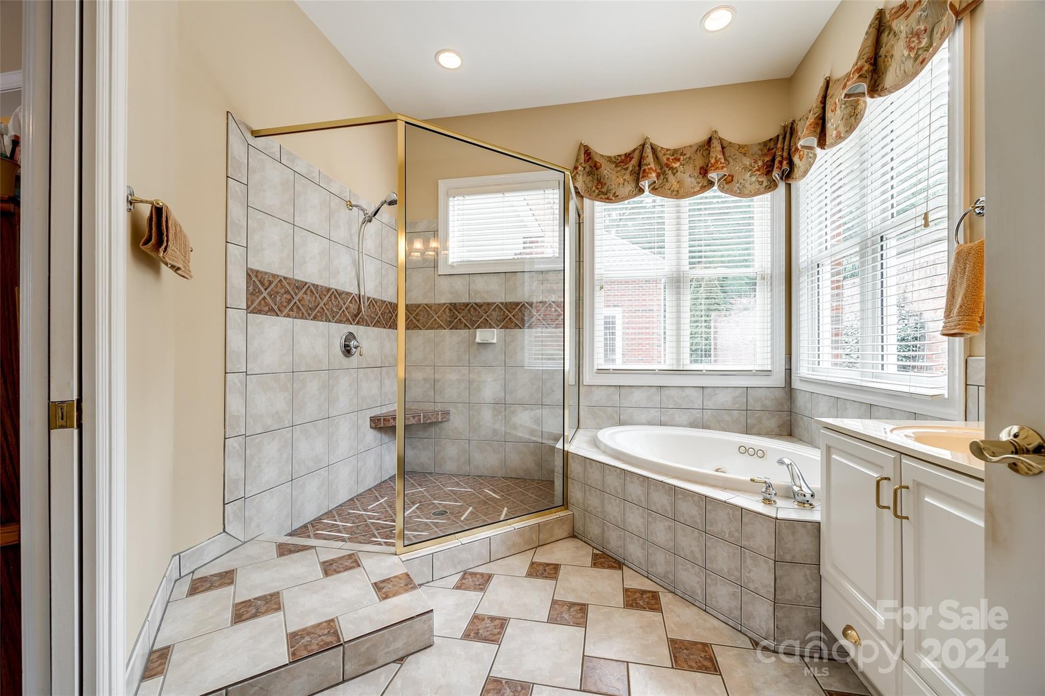 Laurel Creek - Residential