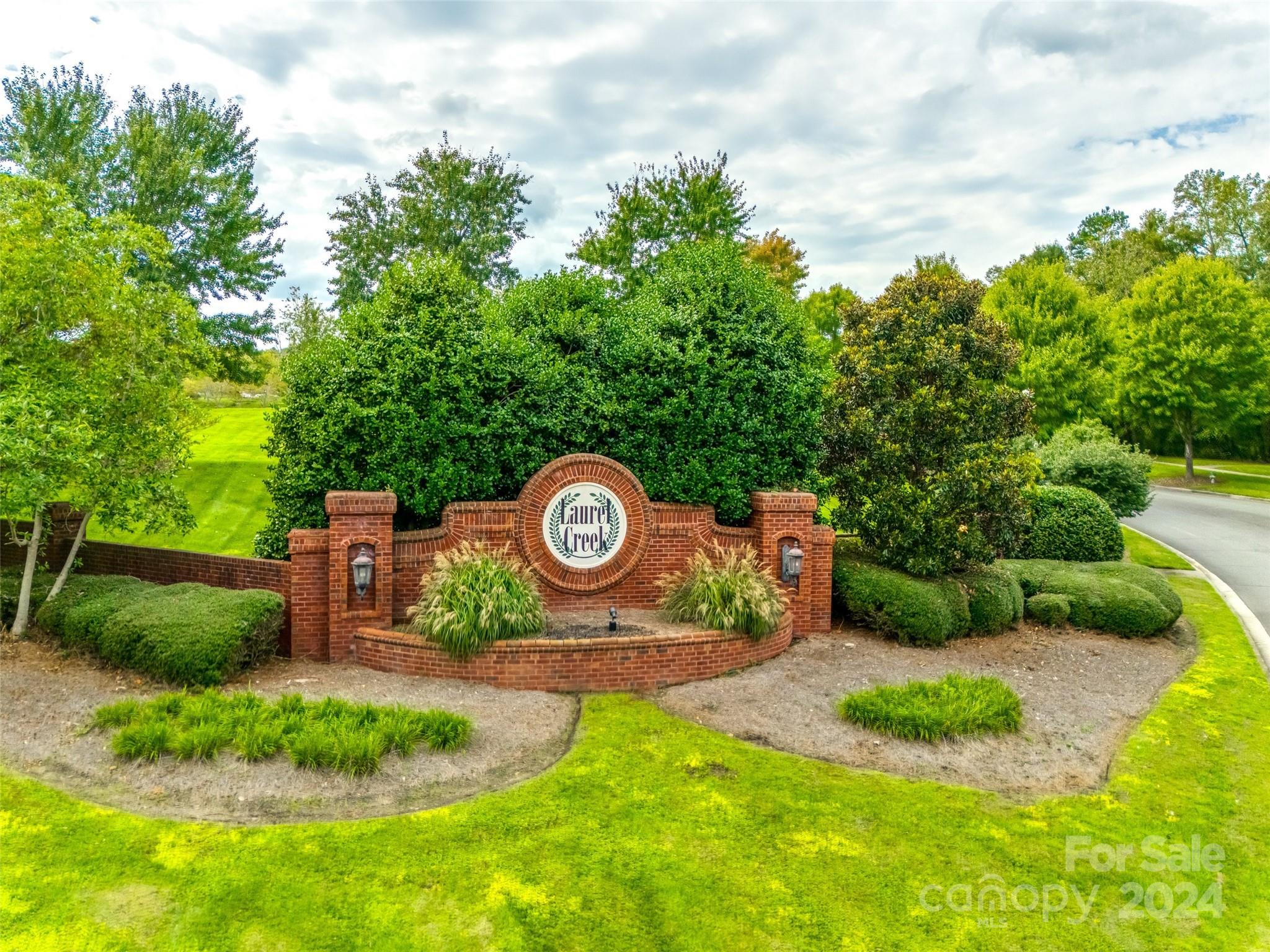 Laurel Creek - Residential