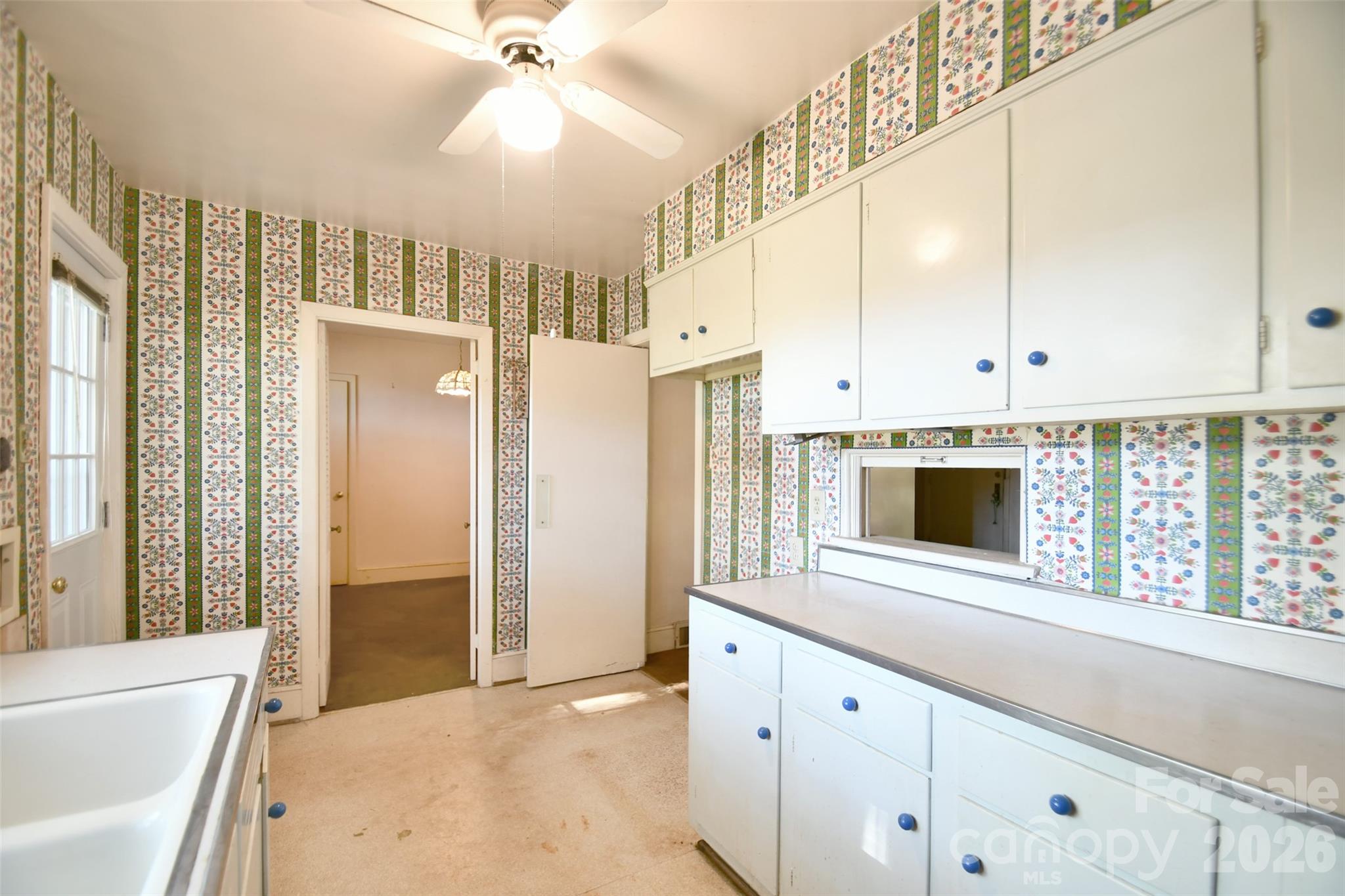 4547 Woodlark Lane