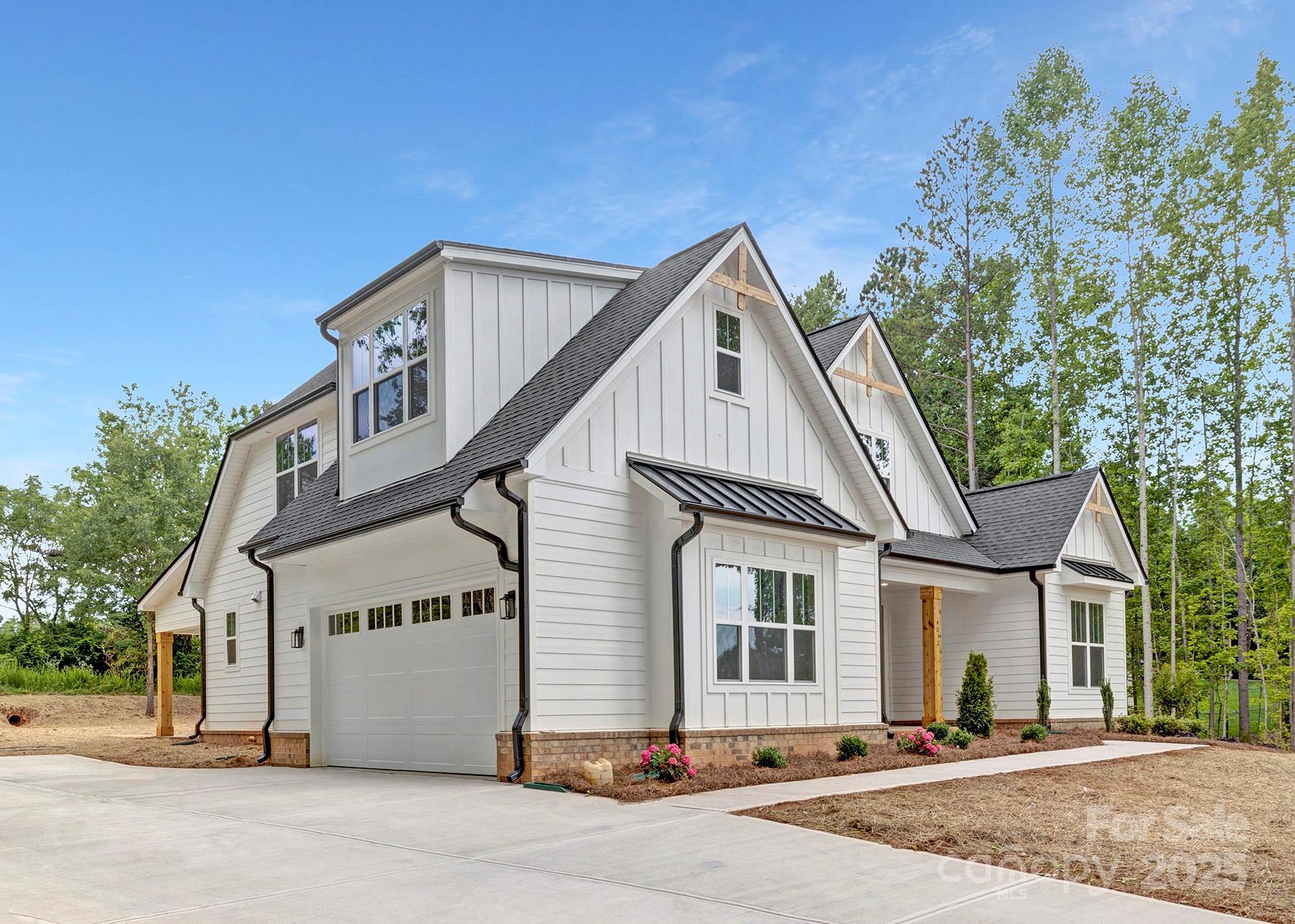 Sanders Landing - Residential