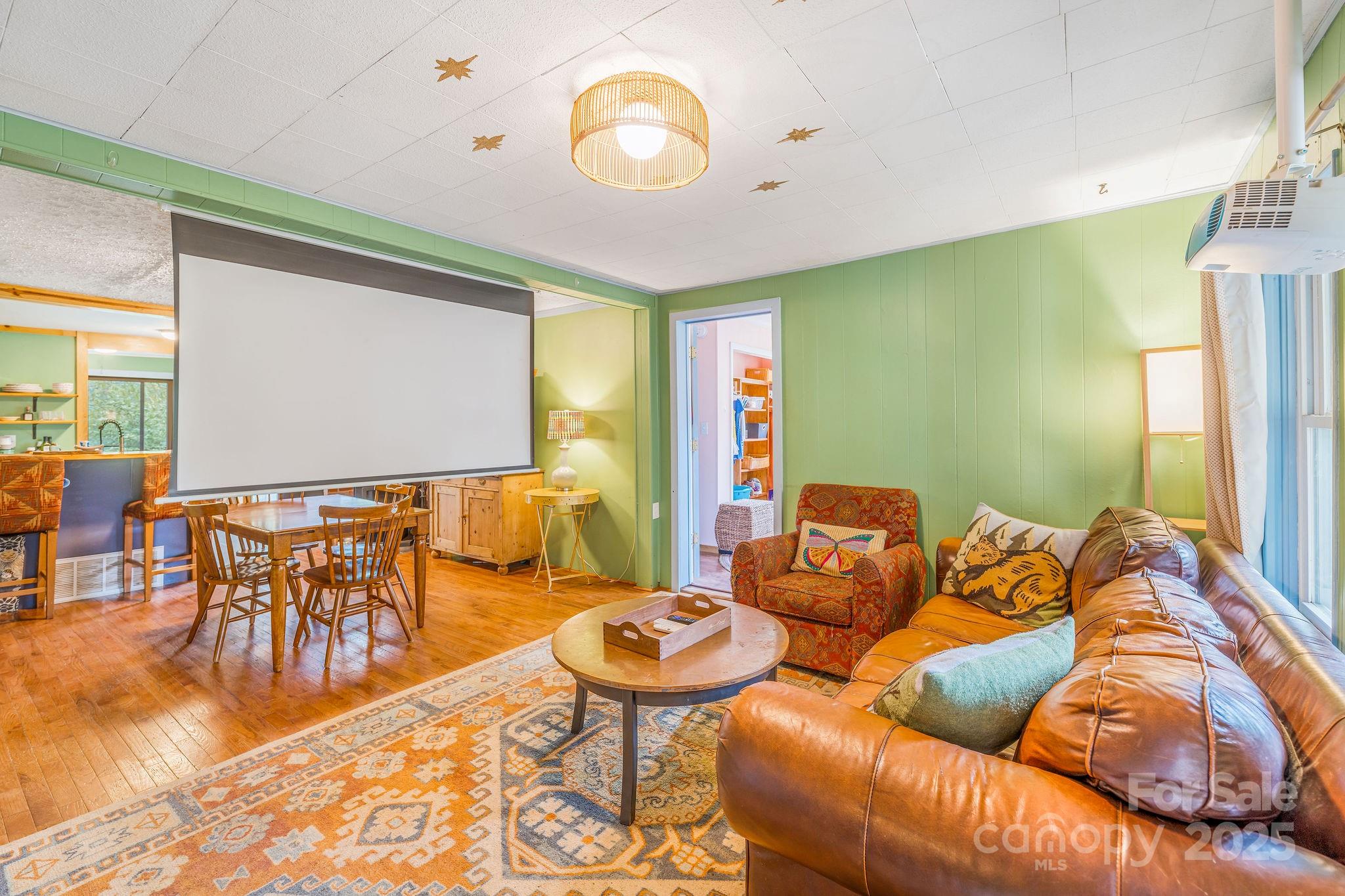 127 Jonestown Road