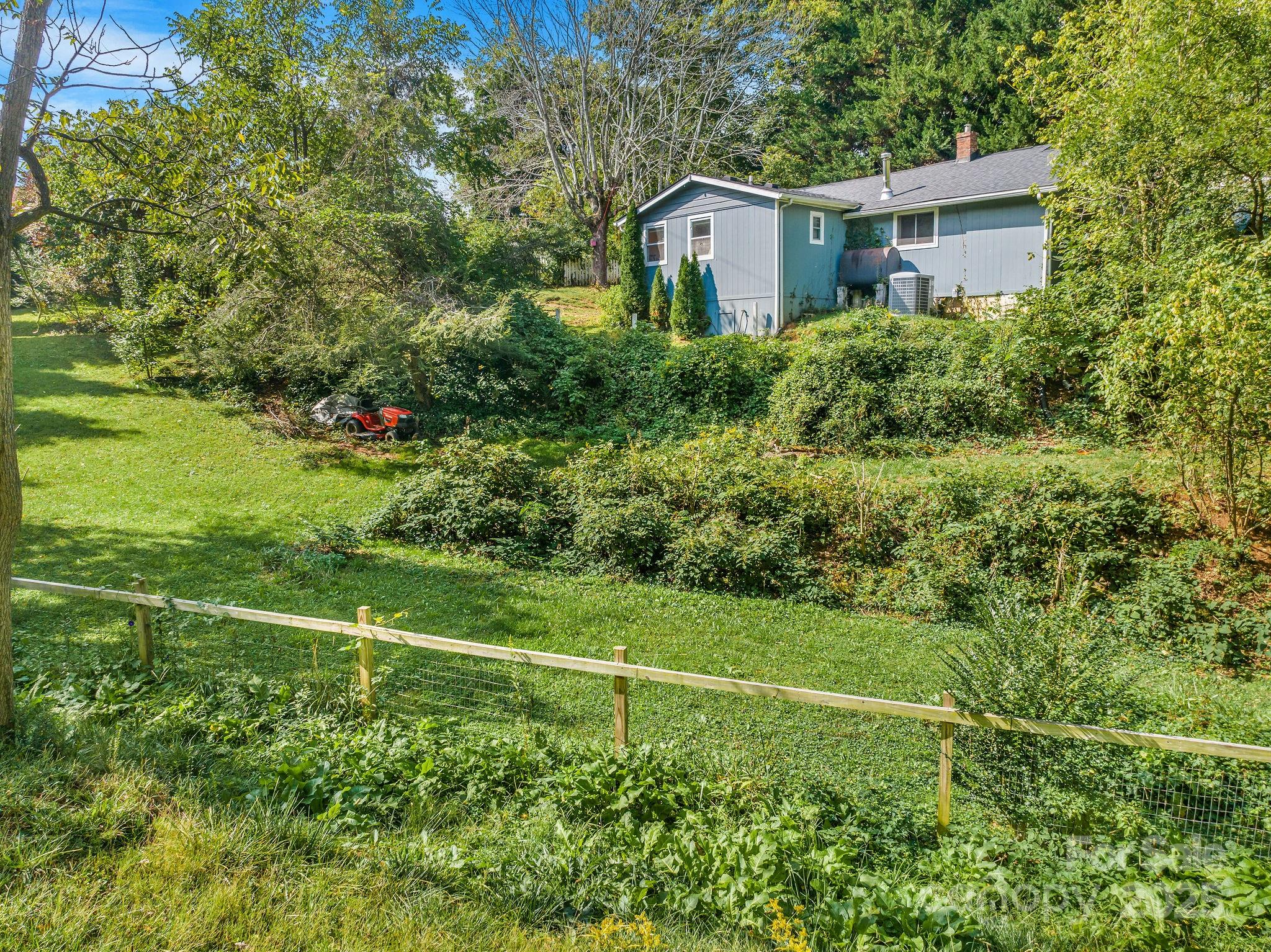 127 Jonestown Road