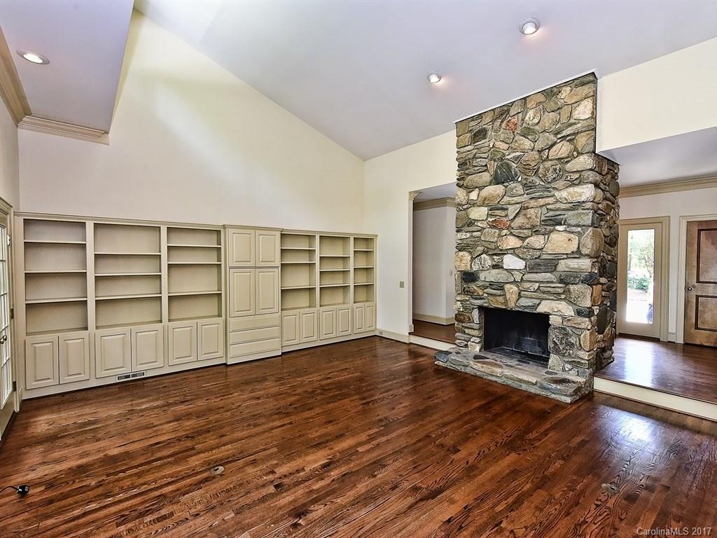 Quail Hollow - Residential