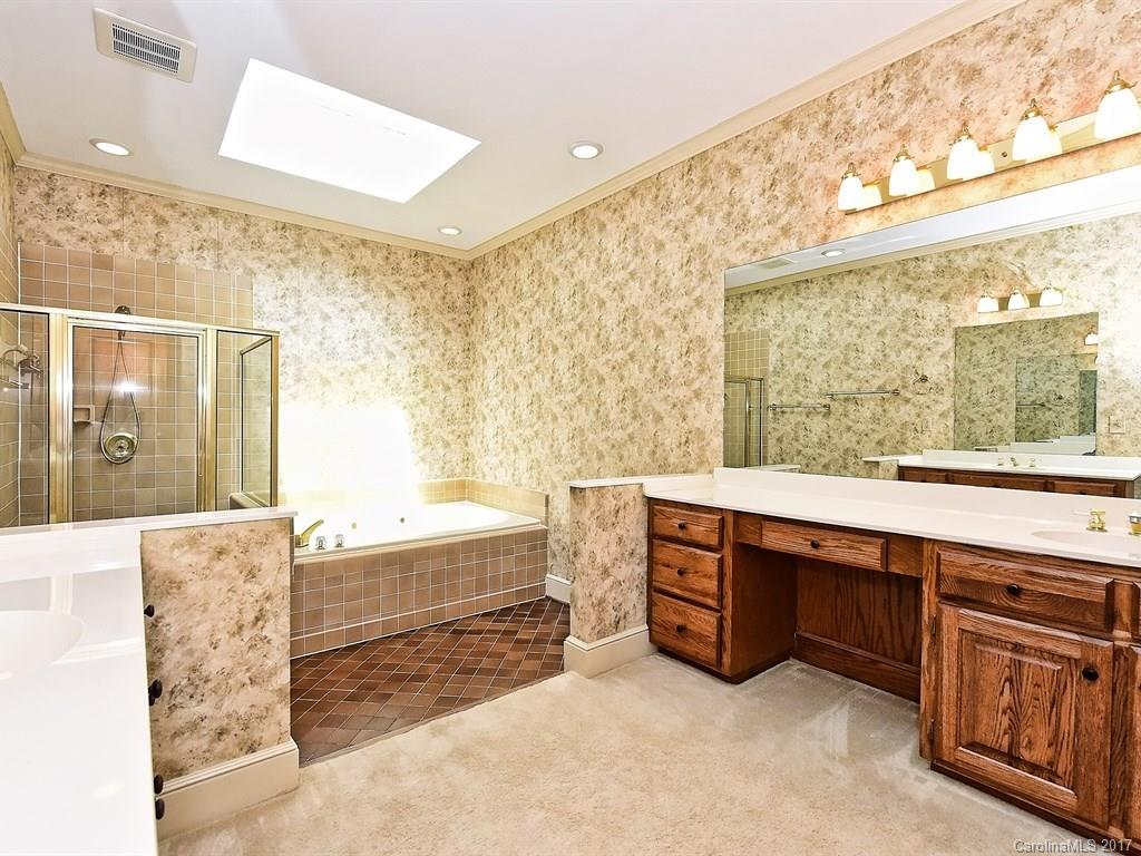 Quail Hollow - Residential