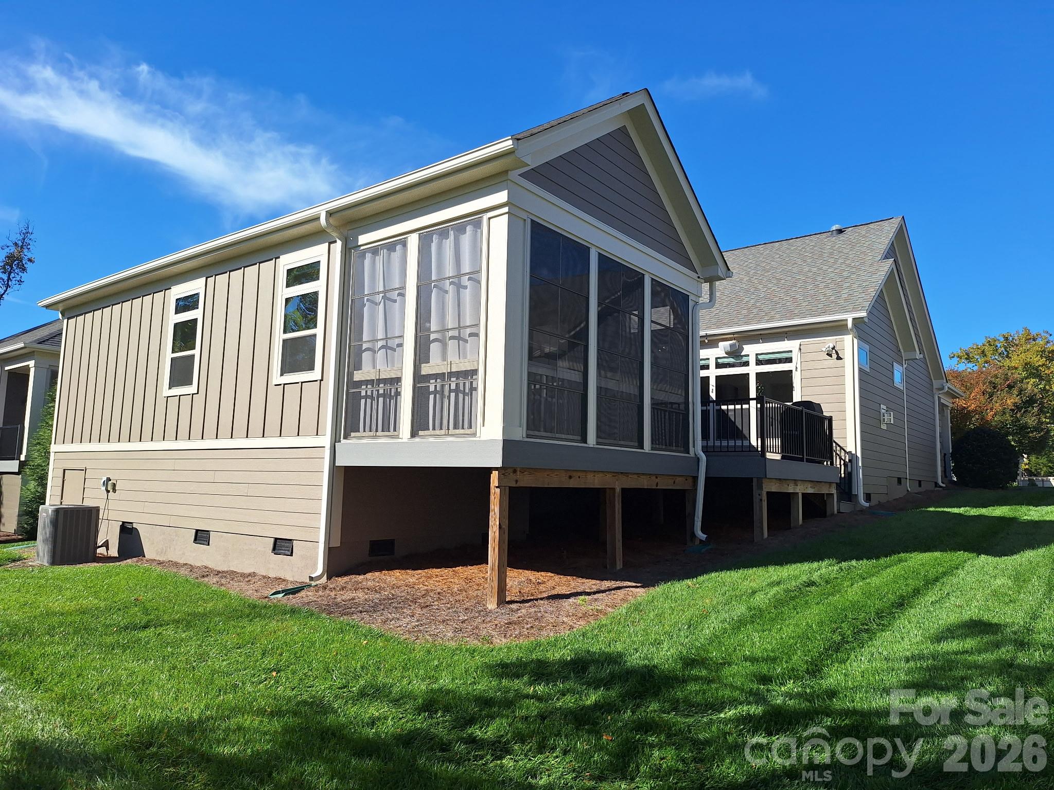 1716 Traditions Court