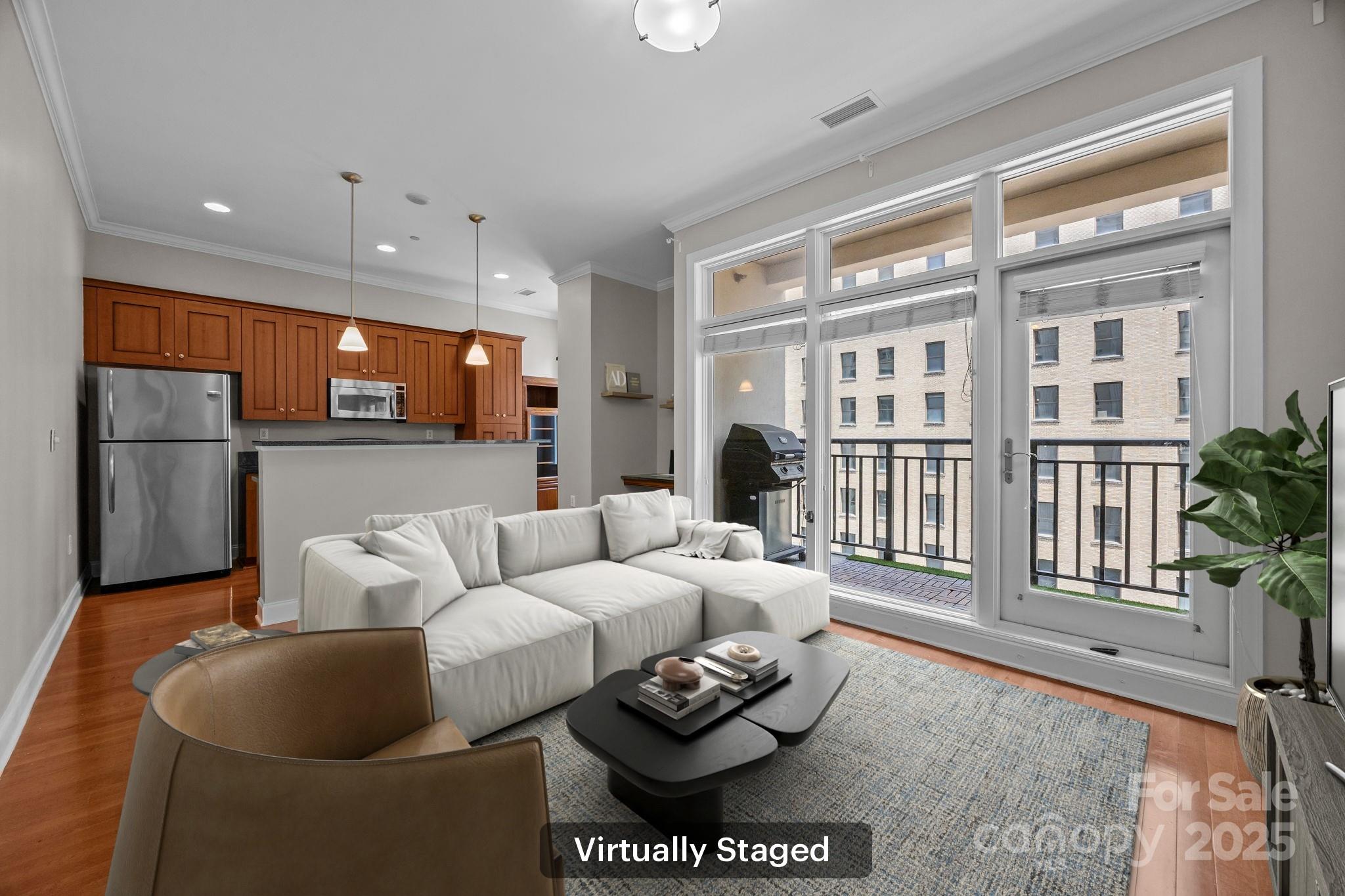 230 S Tryon Street 605