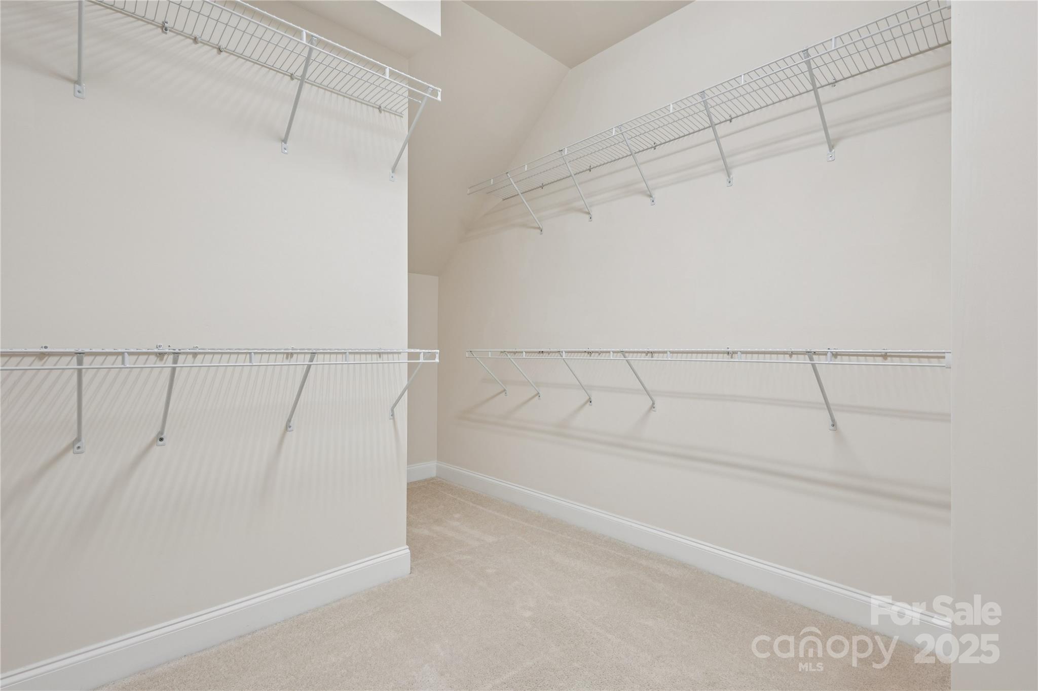 Hawks Creek - Residential