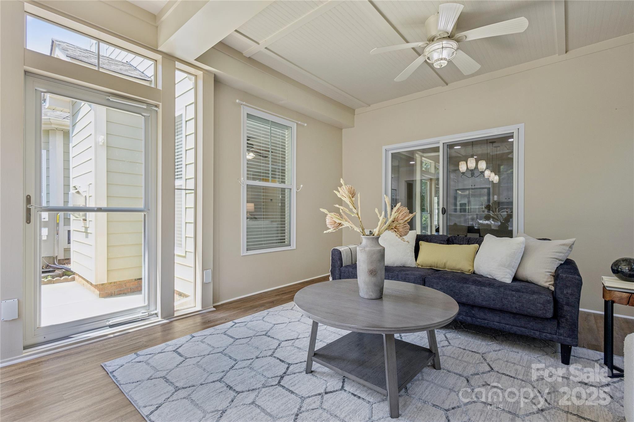 Hawks Creek - Residential