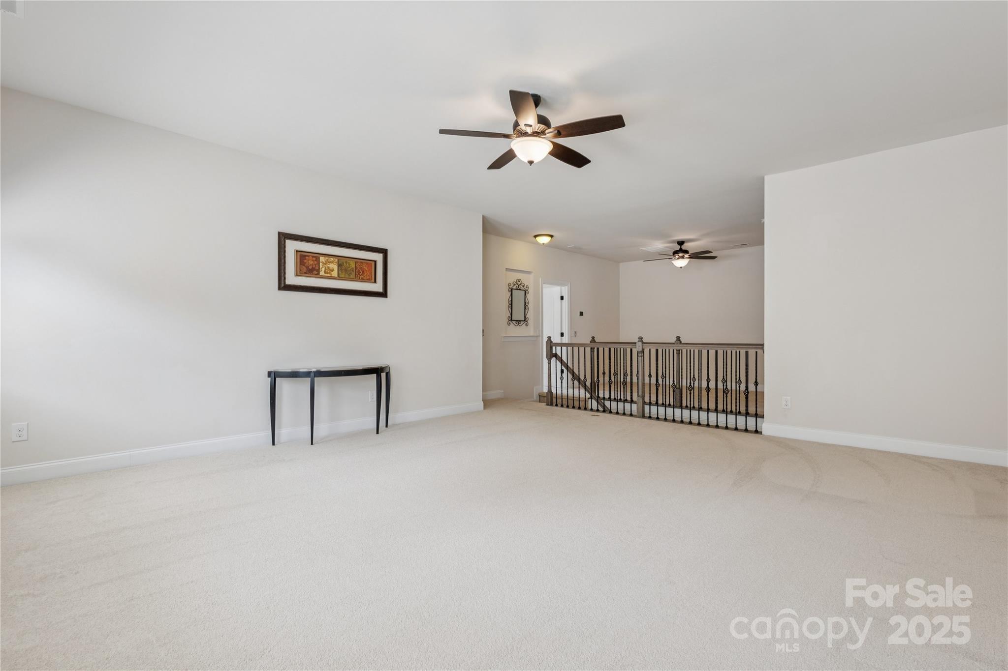 Hawks Creek - Residential