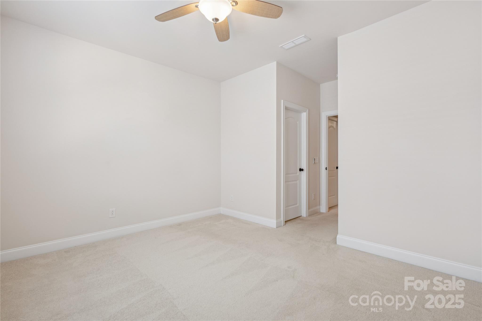 Hawks Creek - Residential