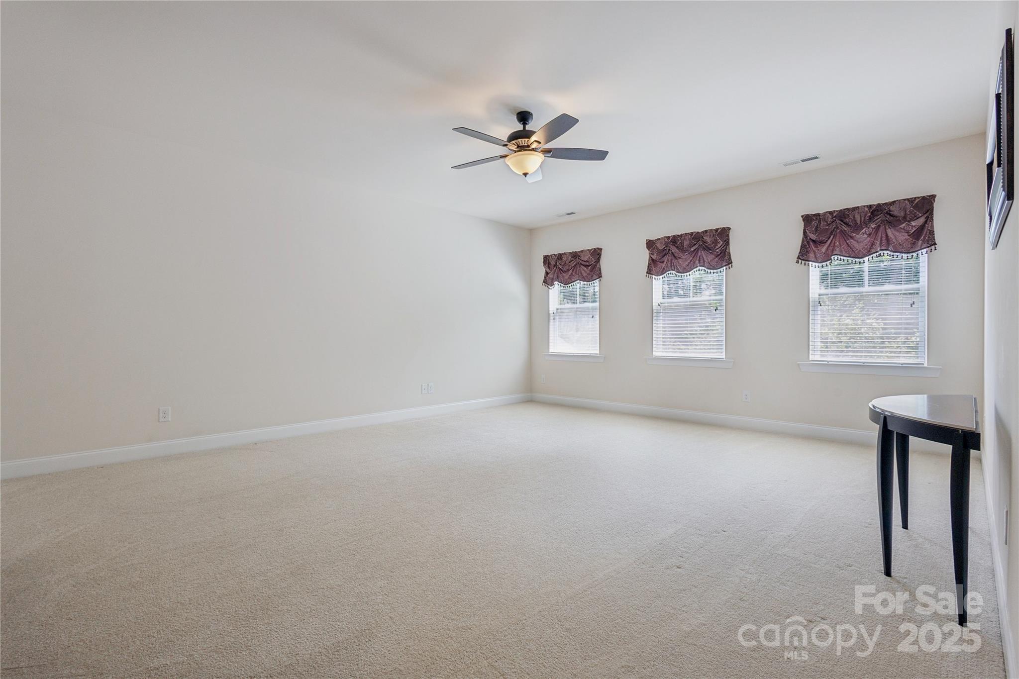 Hawks Creek - Residential