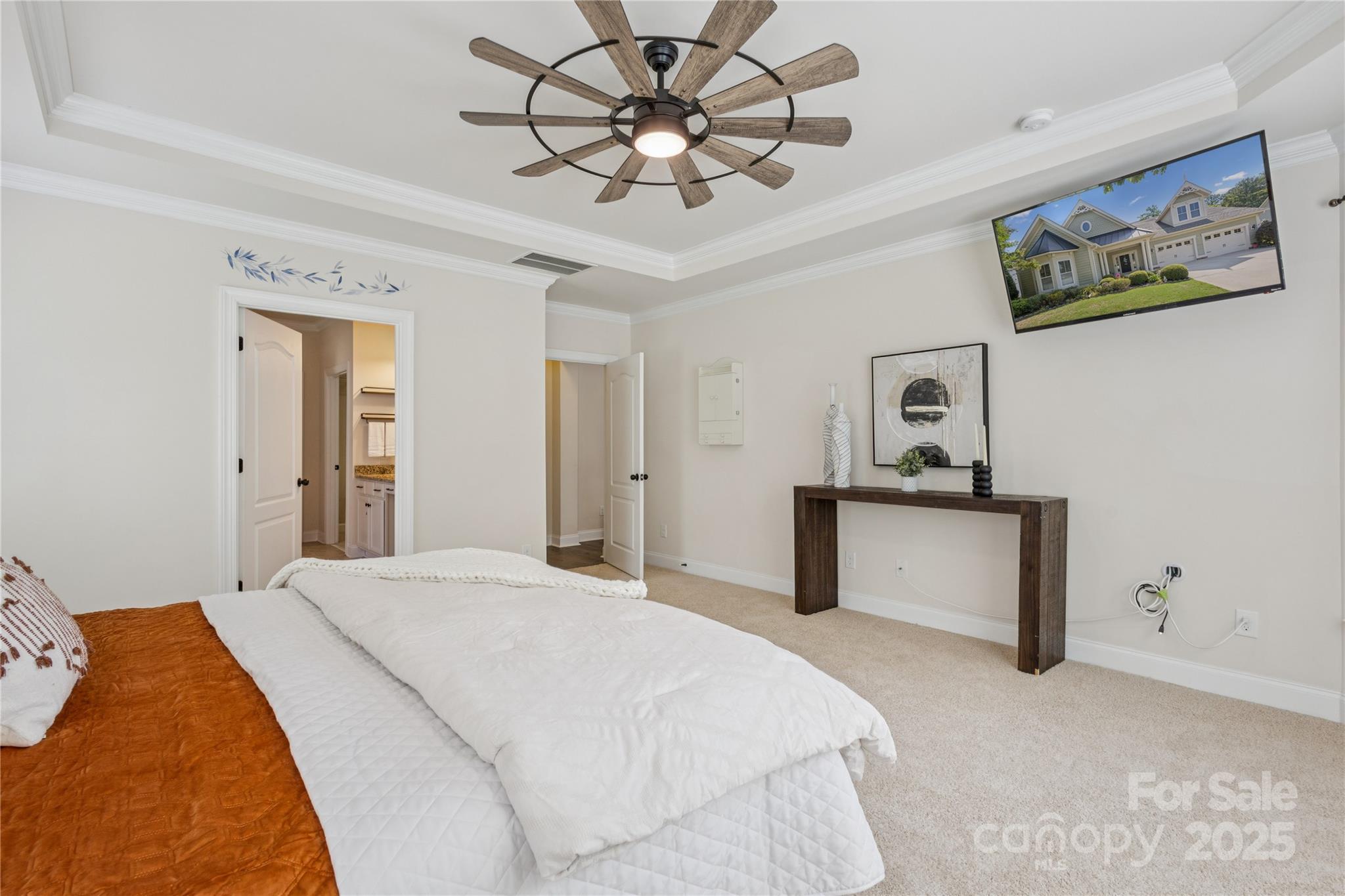 Hawks Creek - Residential