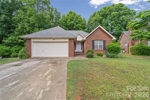4808 Liska Court Charlotte NC 28227