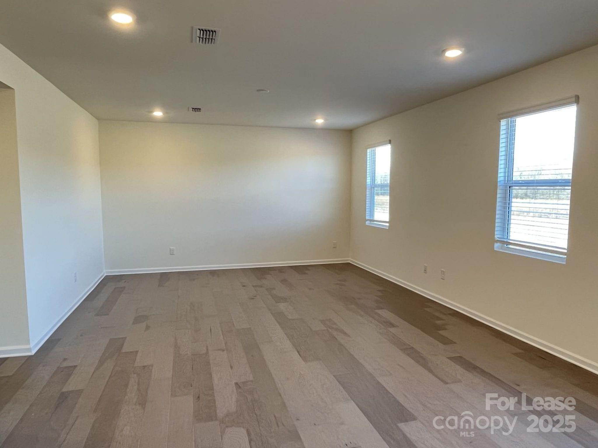 Stallings Brook - Residential Lease