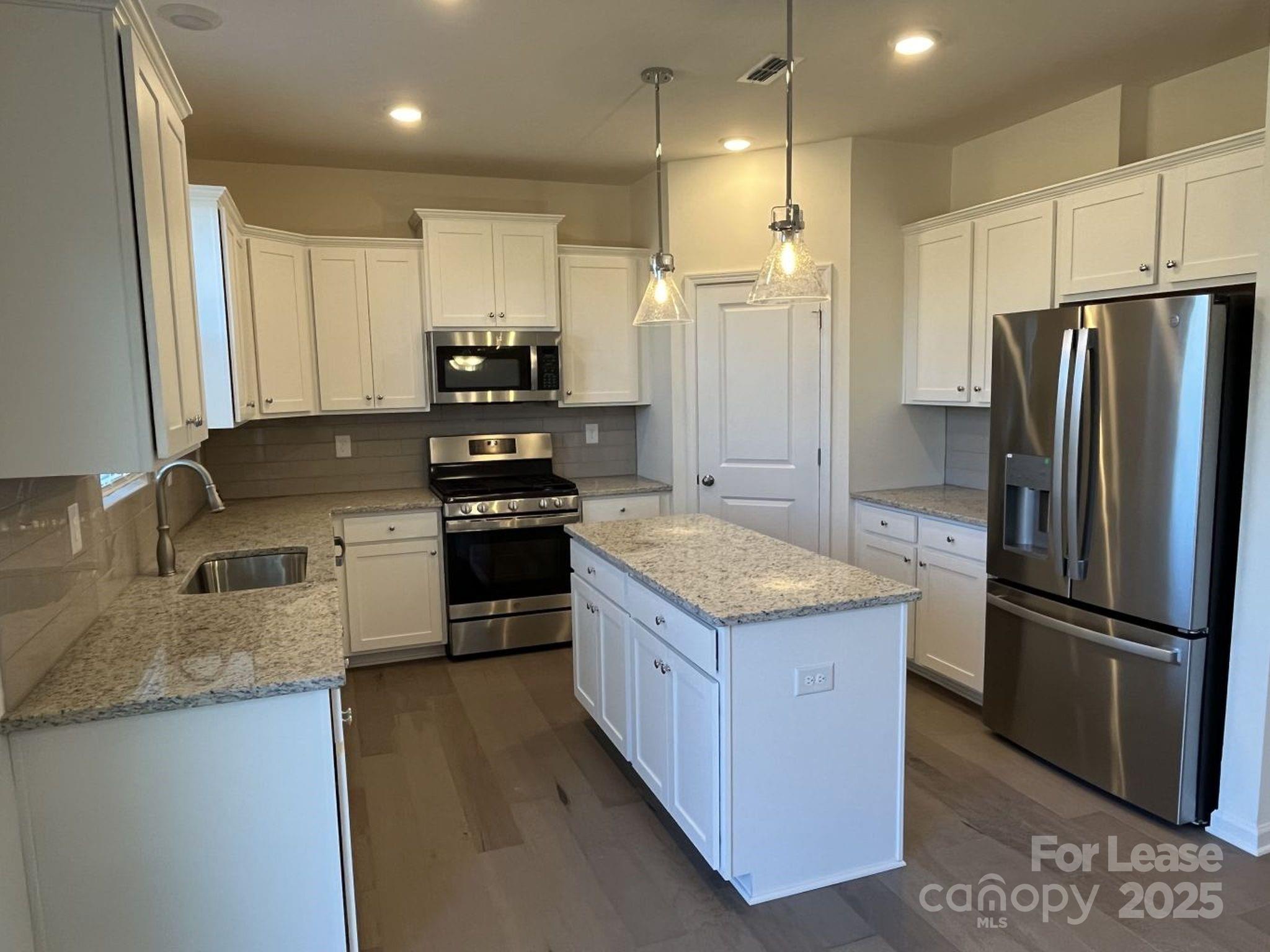 Stallings Brook - Residential Lease