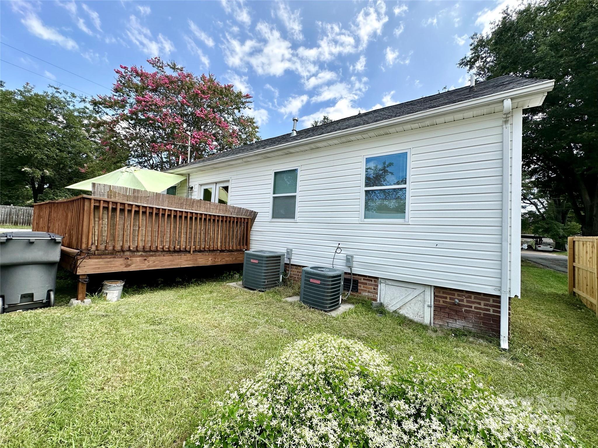 Royal Oaks - Residential