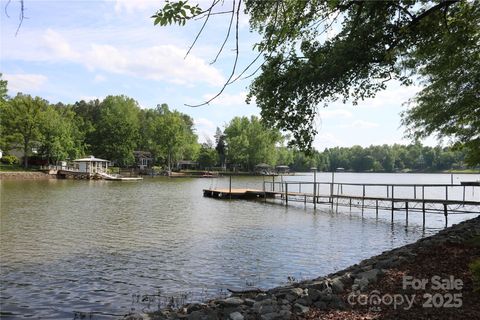 5165 Sapp Circle Clover SC 29710
