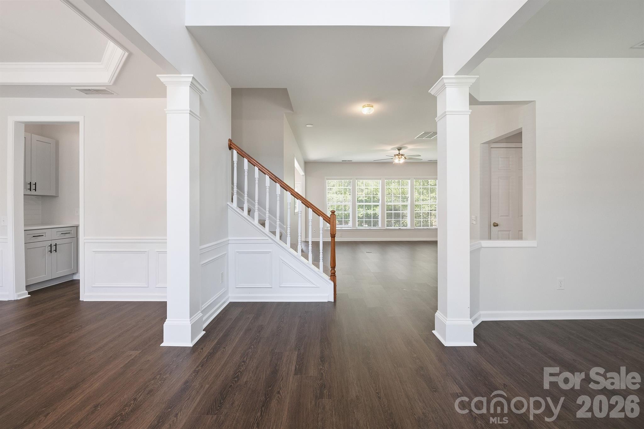 7633 Rathburn Lane