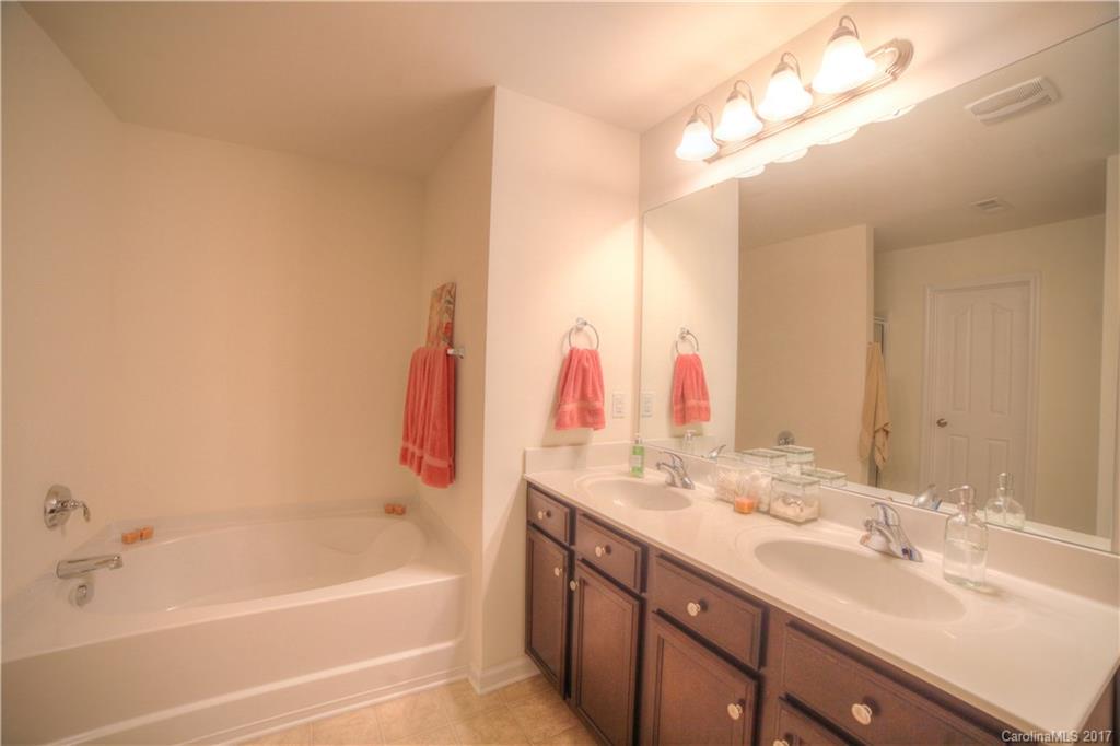 Reid Pointe - Residential