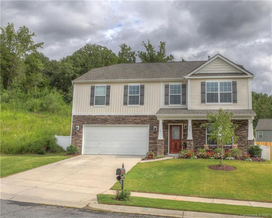 Welcome home to this beautiful, well-maintained, home in desirable Reid Point neighborhood! Hard to find private lot with beautiful landscaping! Open floor plan with a HUGE kitchen offers great entertaining space! This home is move-in-ready! Loft upstairs offers extra space for hanging out! This home has it all but it won't last long!