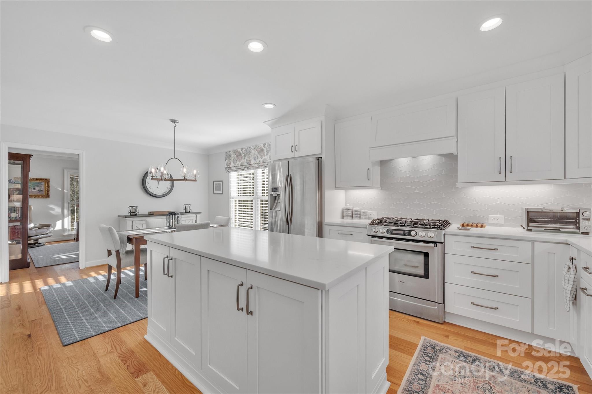 1330 Burtonwood Circle