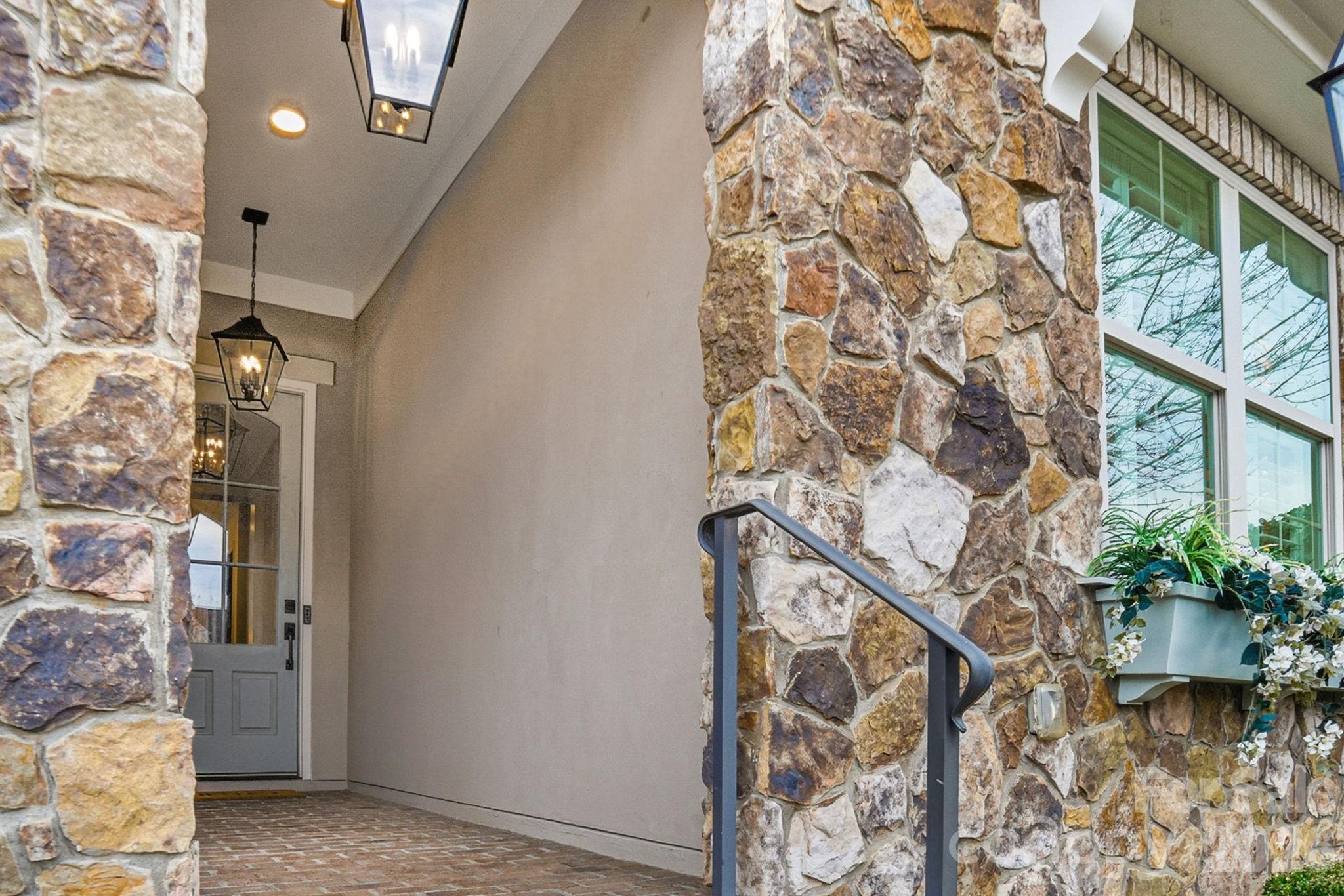 17826 Jetton Green Loop