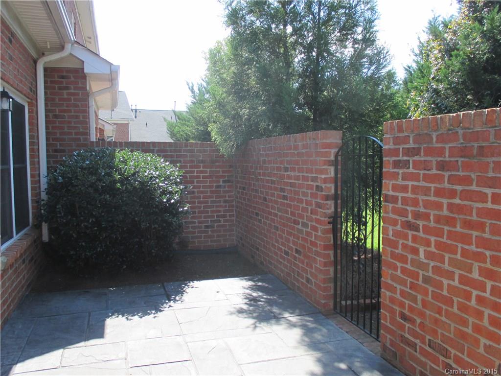 Beacon Knoll - Residential