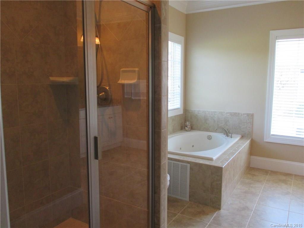 Beacon Knoll - Residential