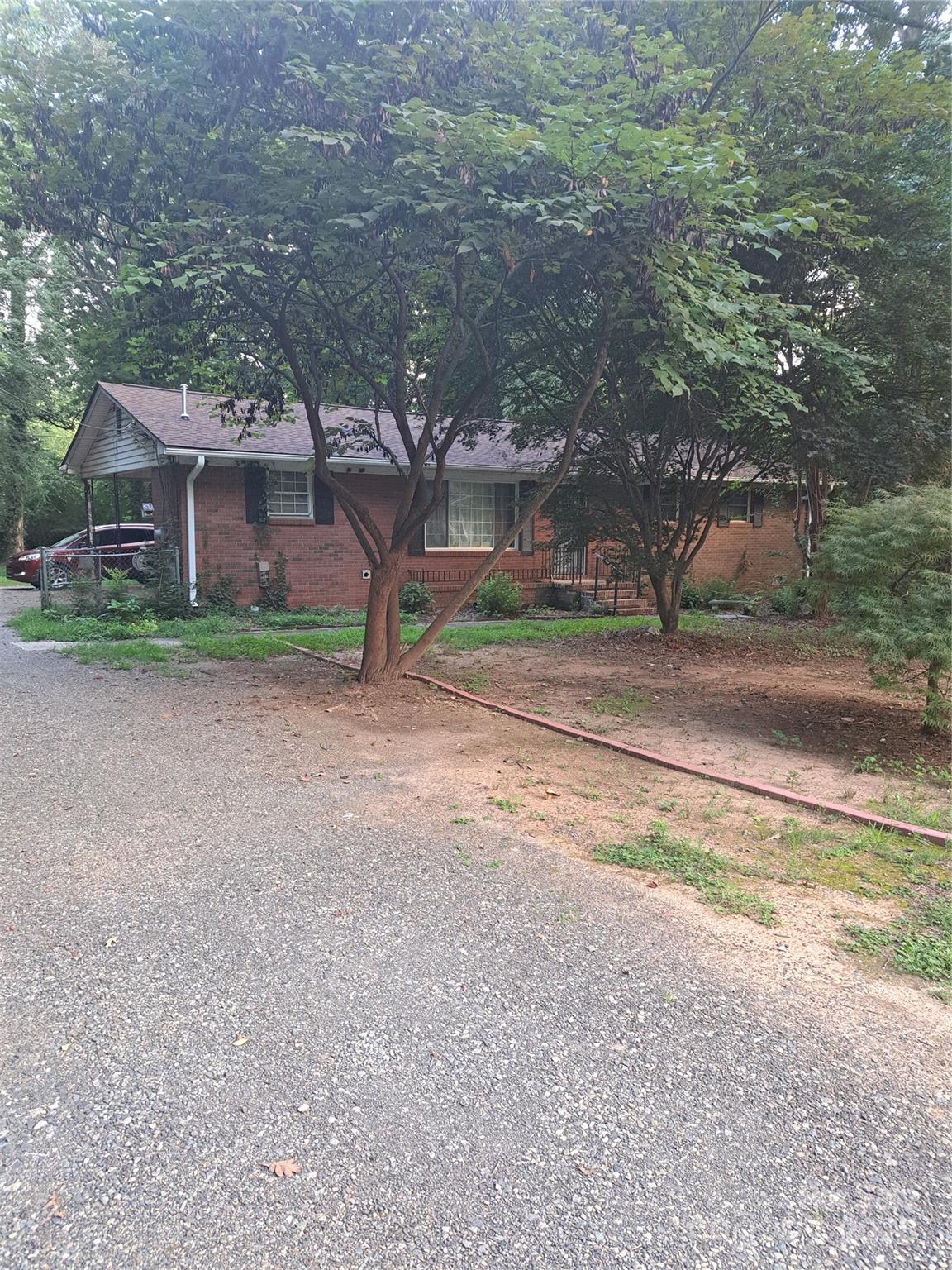 2700 Dellinger Circle
