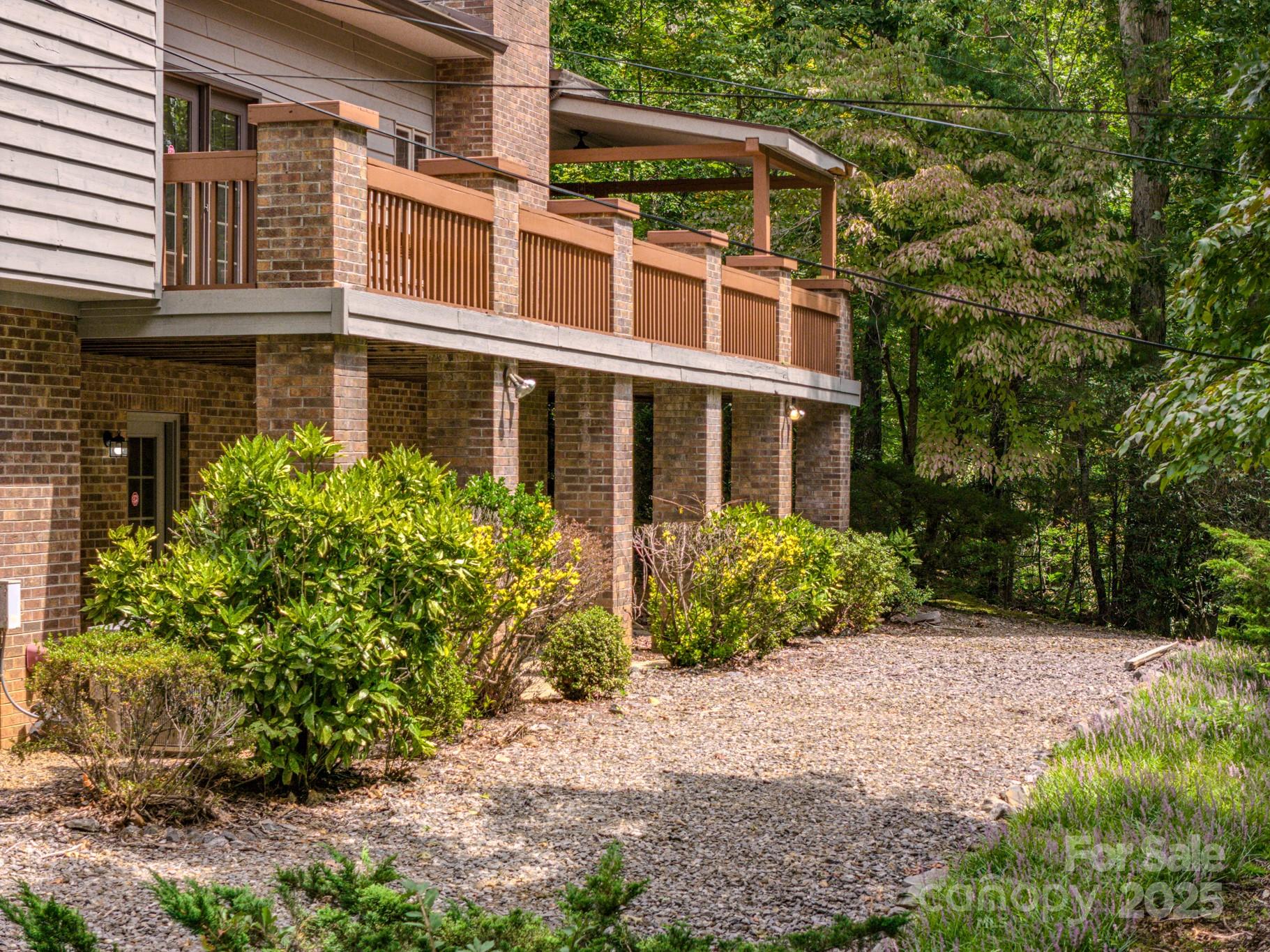 Woodside Hills - Residential