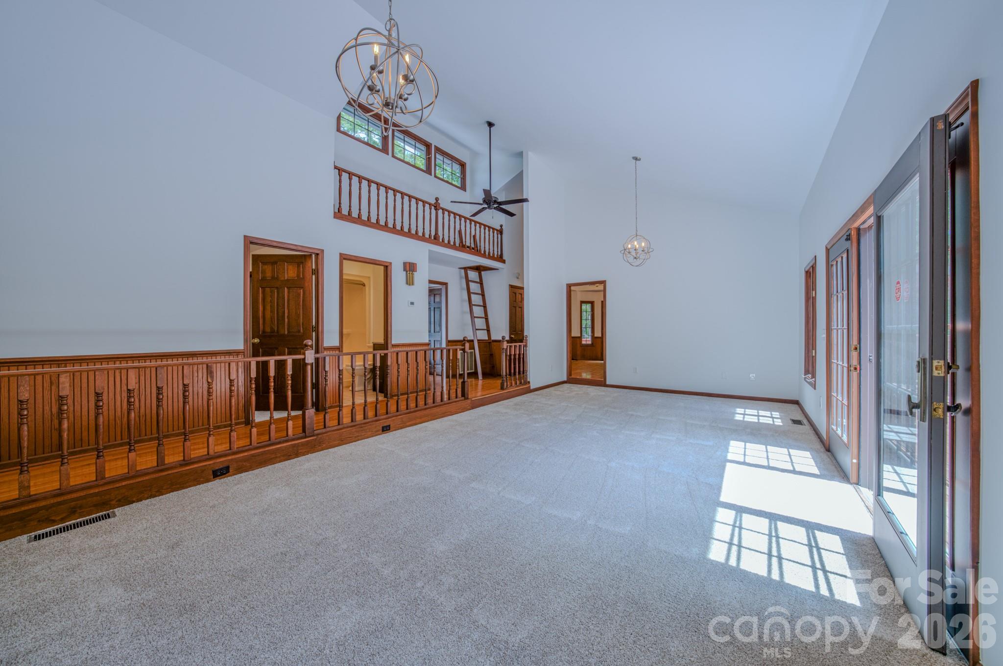 Woodside Hills - Residential