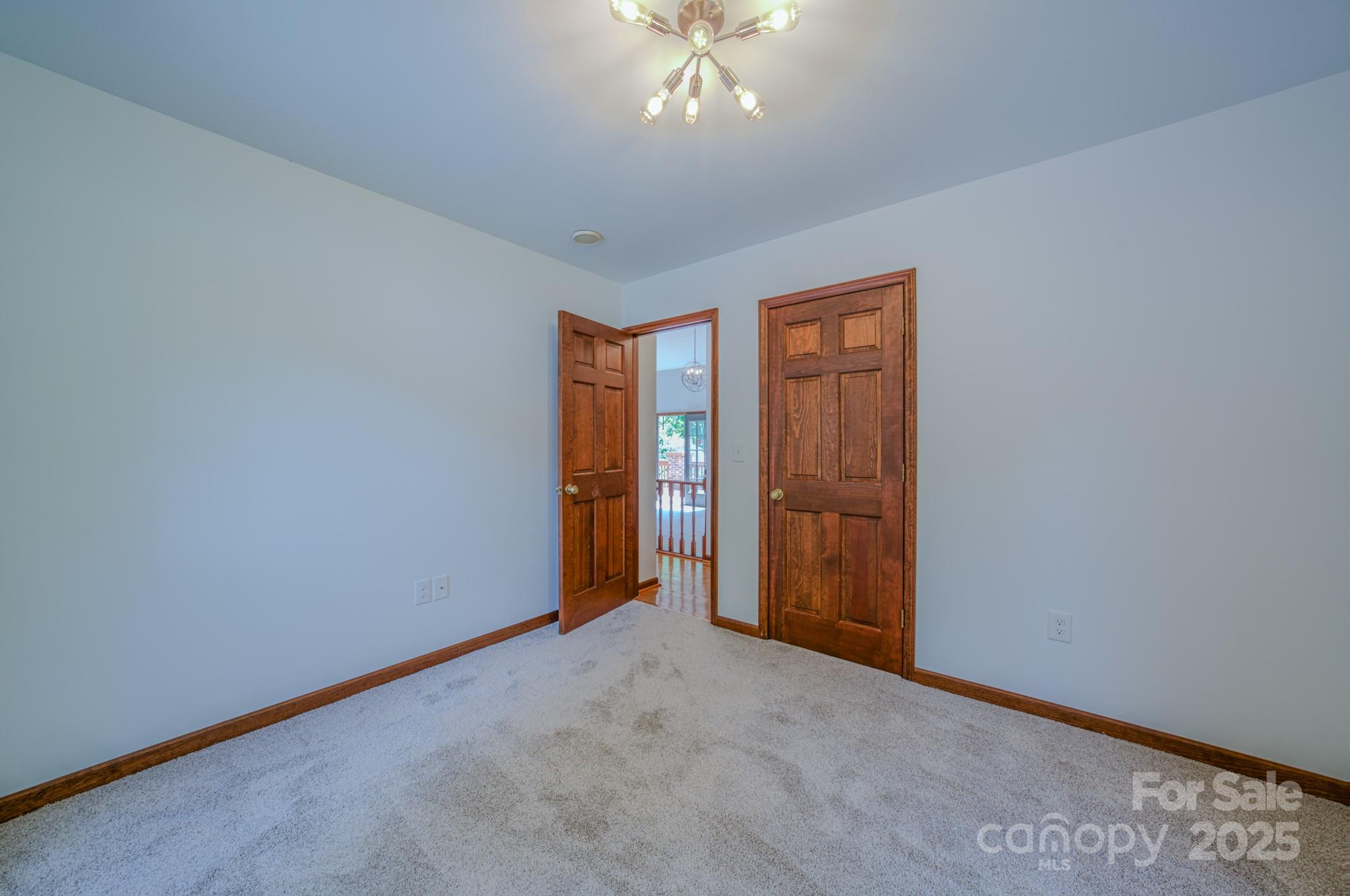 Woodside Hills - Residential