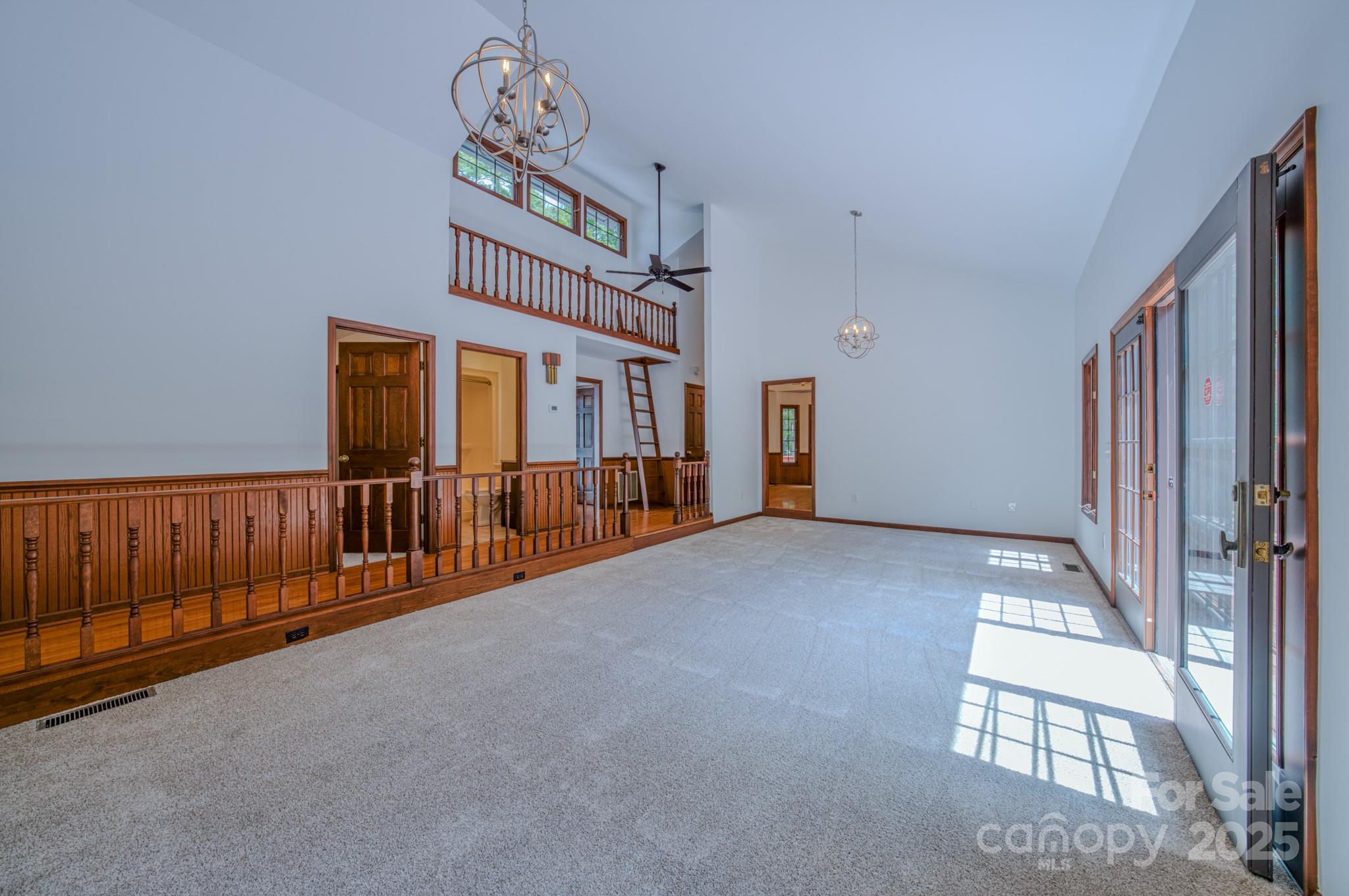 Woodside Hills - Residential