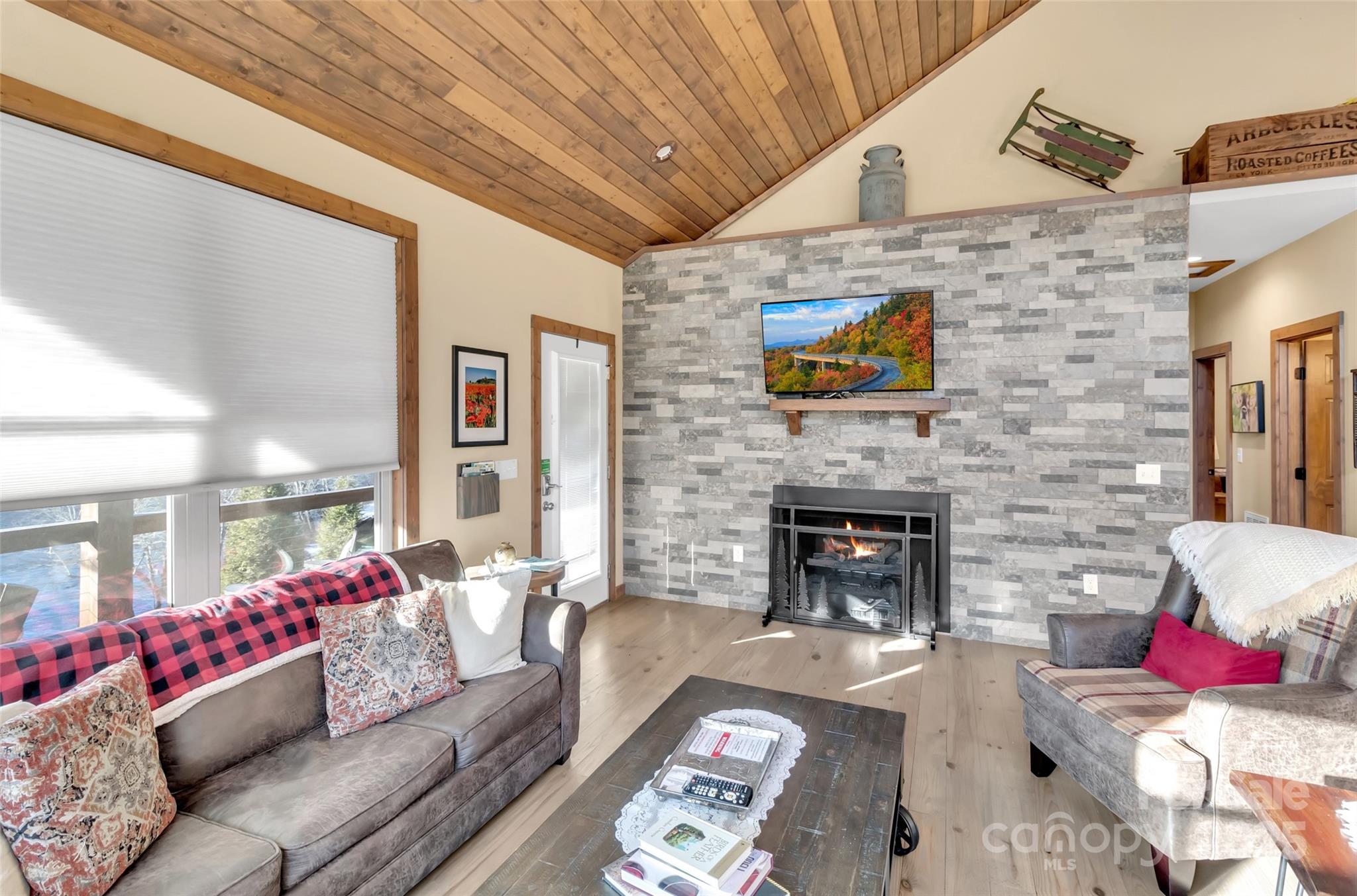 Riverside Acres - Residential