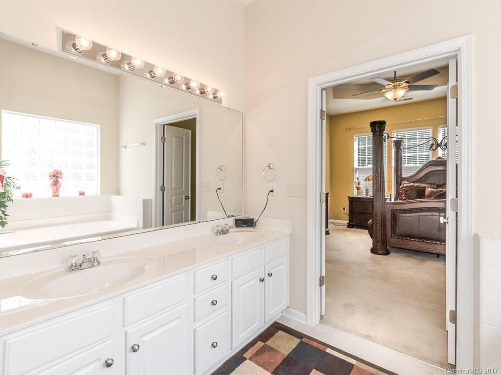 Ridge Pointe - Residential