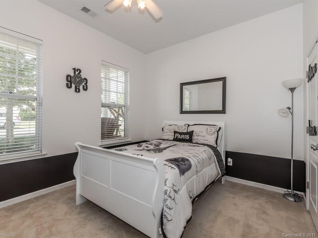 Ridge Pointe - Residential