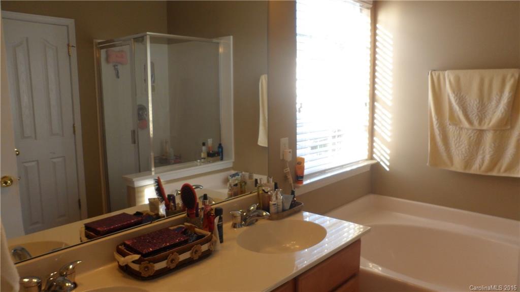 Southampton Commons - Residential Lease