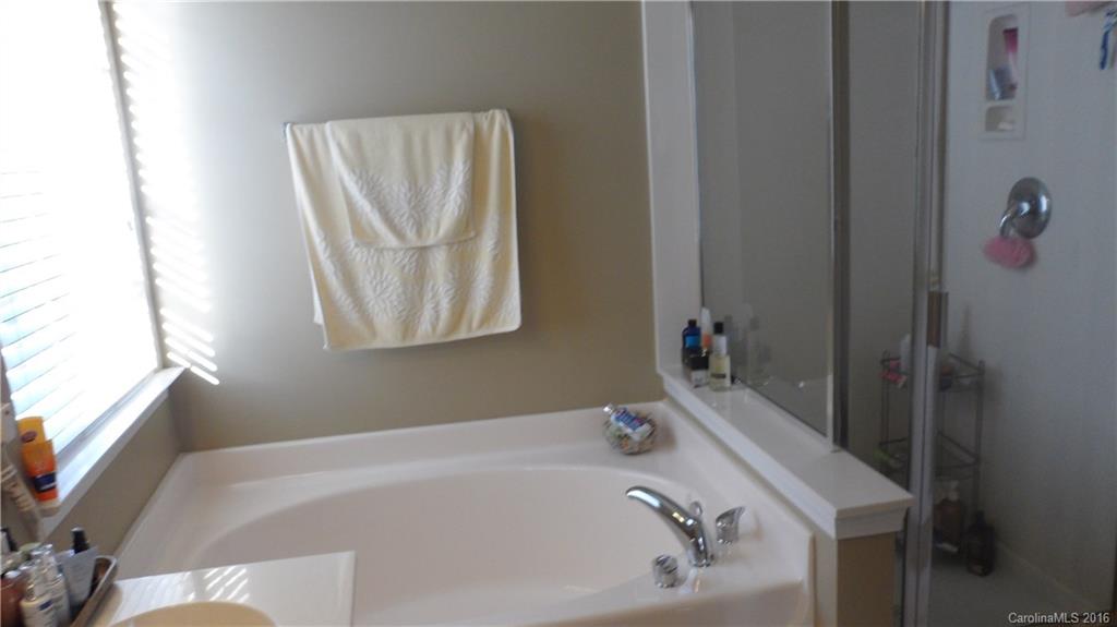 Southampton Commons - Residential Lease