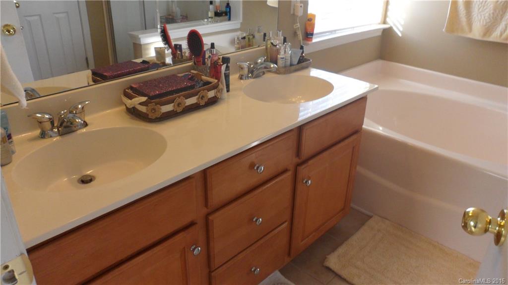 Southampton Commons - Residential Lease