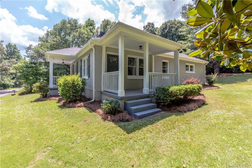 Beautifully remodeled home w/ exquisite finishes! Brand new kitchen w/ soft close doors/drawers, 5 burner gas stove & level 3 granite! New bath features porcelain tile, marble vanity & custom built-in for lots of storage. Modern, open floorplan w/ site finished hardwood floors & custom built-ins. New plumbing, electrical, water heater.  Relax on one of 2 covered porches & enjoy the quiet, private yard. Great location near Walter Elisha Park, I-77 & new Kingsley retail/restaurants.