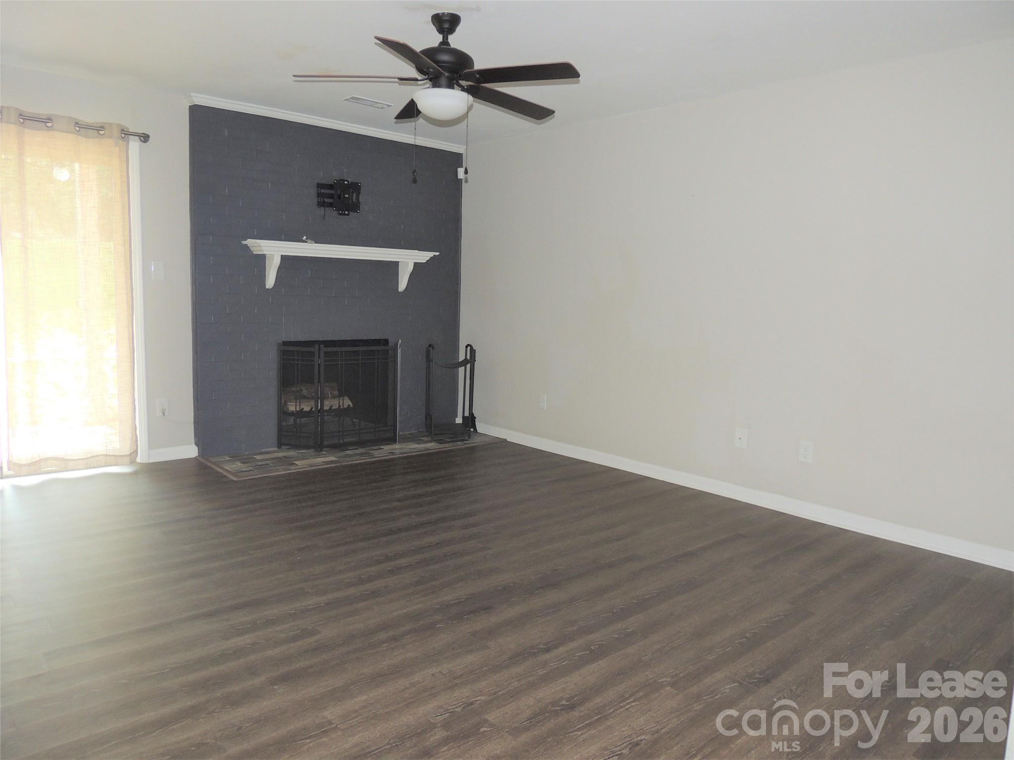 9252 Kings Canyon Drive