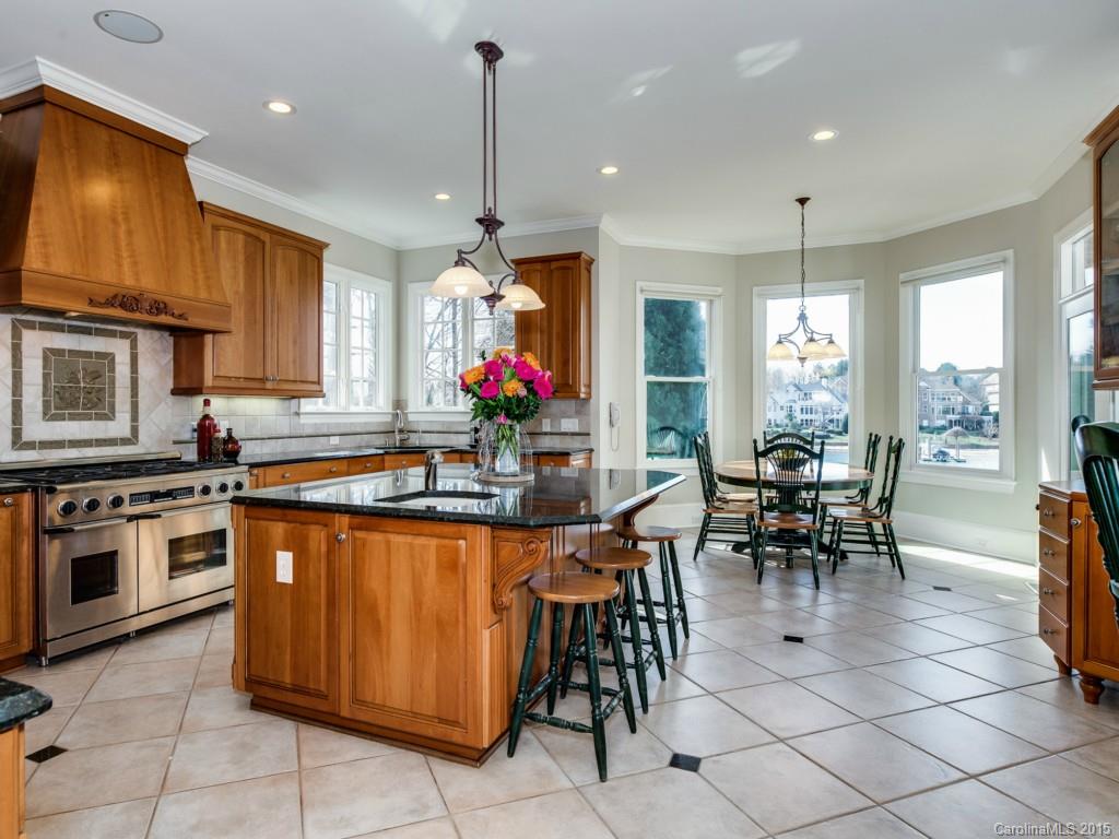 The Peninsula - Residential