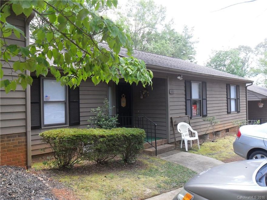 Rare find in Fort Mill.  Spacious 3 beds 2 bath home ready for your family.  Located in Regent Park with easy access to the interstate.  New carpet in living room and hallway.  Master bath has a new shower and counter top. HVAC is only 7 years old.  Just had it inspected and everything is working great.  Call today for a showing!