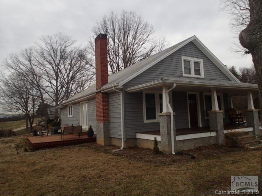 3 br 3 ba 1.5 story home with almost 1900 HSF loacted in the Salem community of Burke Co NC. Home has underwent extensive renovations that include vinyl siding,replacement windows,updated wiring and plumbing,new kitchen cabinets and bath vanities.This cottage style home was originally constructed in 1941 and retains some original features adding character that you just cant buy! Many interior doors are original w glass knobs,original hardwood flooring, and solid wood tongue and groove paneling.Main level has an eat-in kitchen w adj full bathroom and laundry room,formal dining room,living room,den,a master suite, and bedroom #2.Upstairs you will find a 2nd master suite and a HUGE bonus room.Exterior boasts a covered front porch,side deck,and rear patio w firepit.2 storage buildings,garden area,fenced area just perfect for a horse,and a small riding arena.This home has it all and is priced like a foreclosure yet is MOVE-IN CONDITION!!